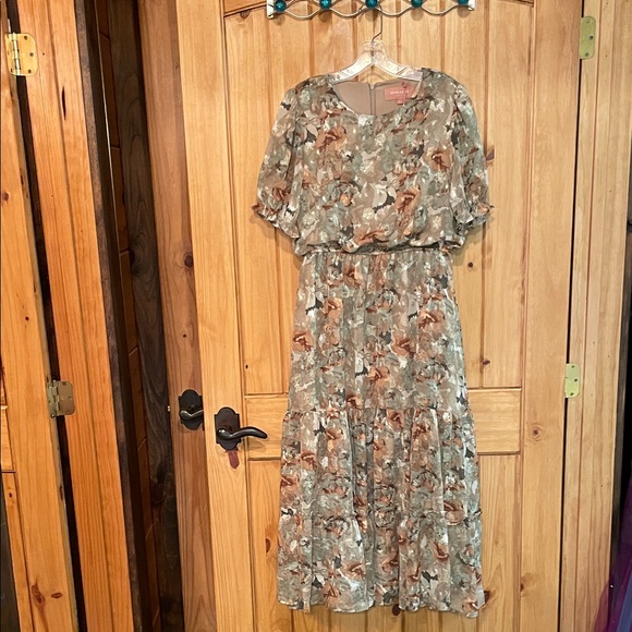 JessaKae Dresses & Skirts - NWT JESSAKAE COLLECTION DRESS SzL